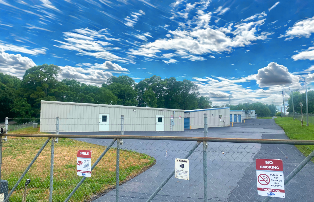Danielsville GA fenced self storage facility